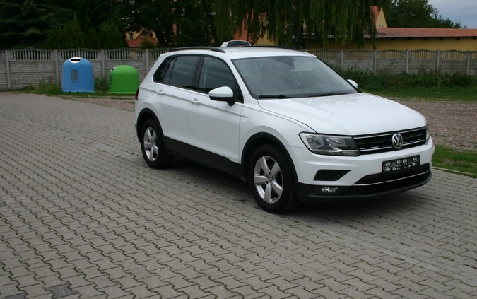 Volkswagen Tiguan cena 79900 przebieg: 63000, rok produkcji 2018 z Białogard małe 497